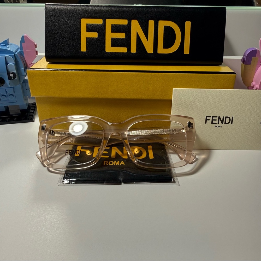 Brand New Fendi FE50094I Pink Crystal Eyewear